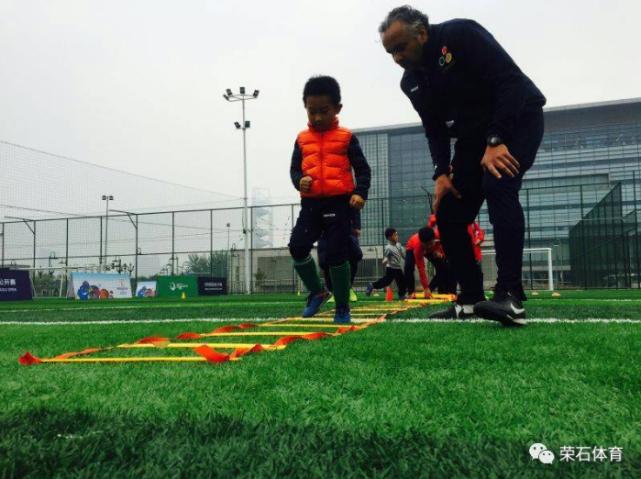 郑智吴曦冯潇霆,郑智吴曦