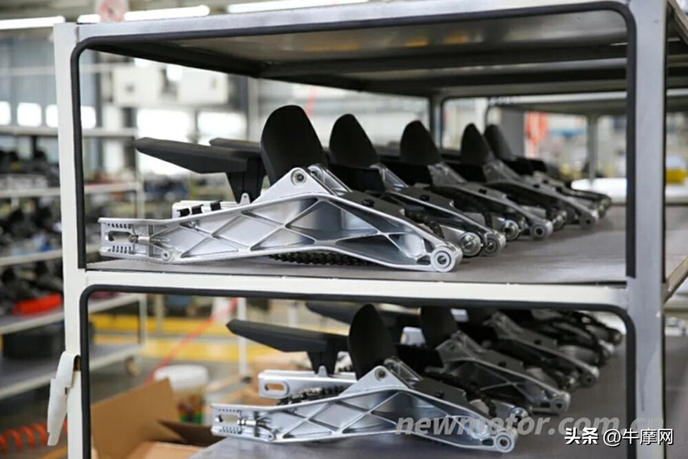 杰迪k750摩托车仿赛试驾,国内最大仿赛车型杰迪visionk750