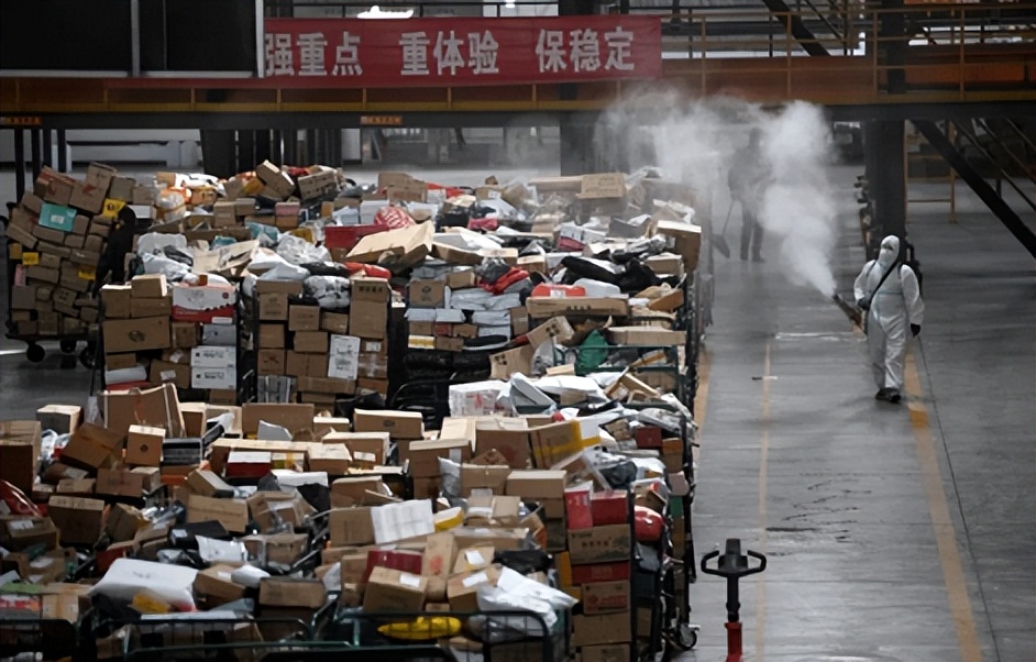 全国快递日均业务量复苏提速原因,全国快递量猛增四成多