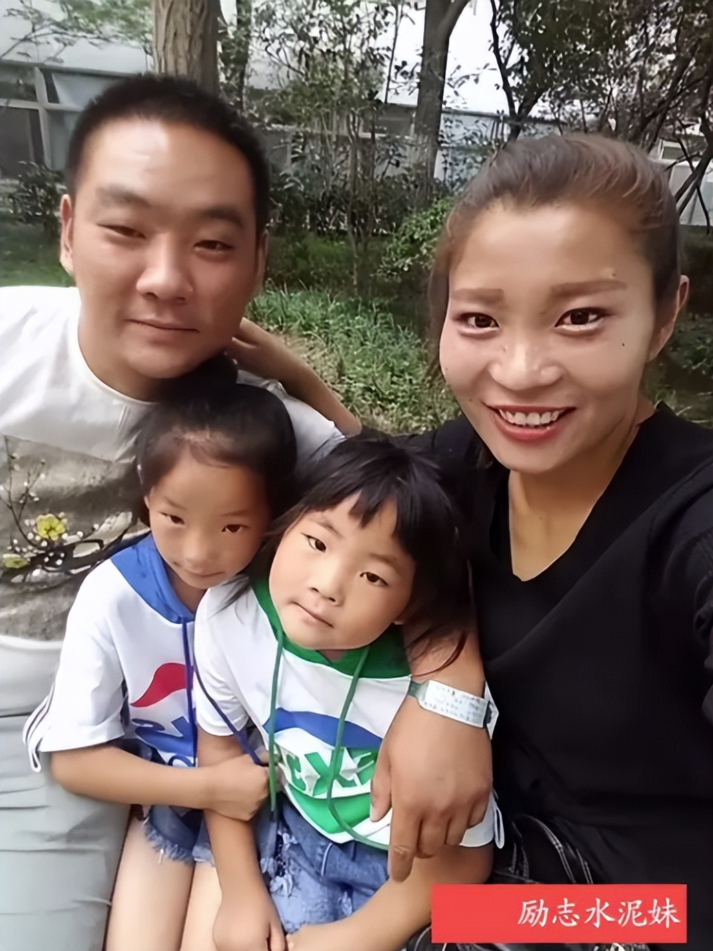 从“万人唾”的郑爽，到张庭夫妇，明星割韭菜的方式越来越丑陋