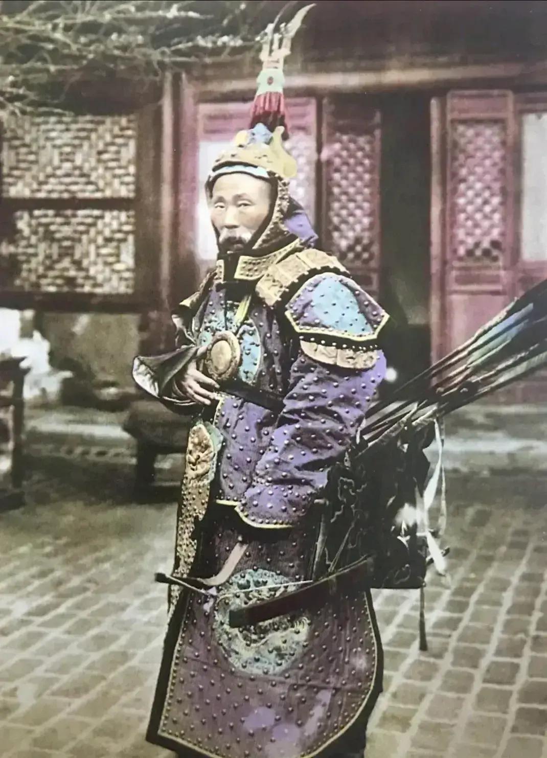 30张影像展现花楼女子媚态百出，丰乳肥臀之绝美风姿