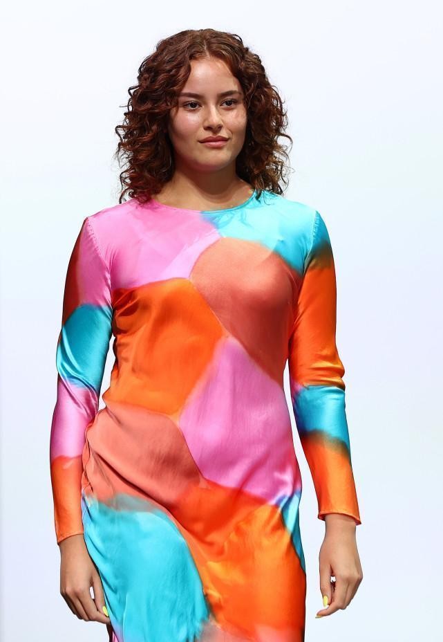 澳大利亚的穿着打扮,澳大利亚胖人的衣服