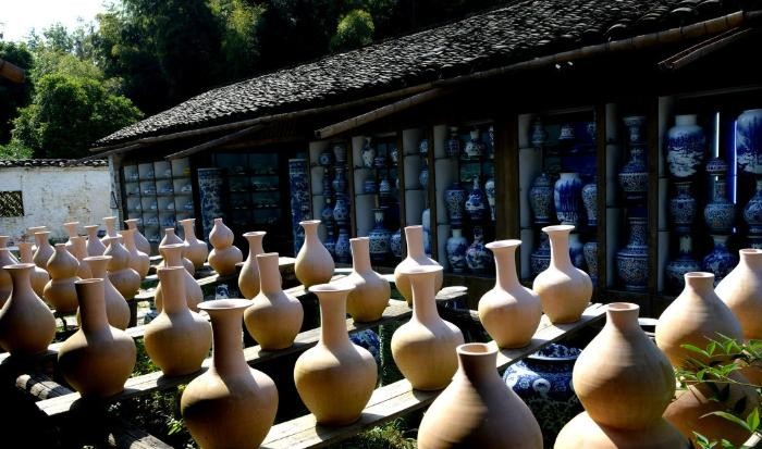 景德镇陶瓷艺术特点,有关陶瓷的知识景德镇