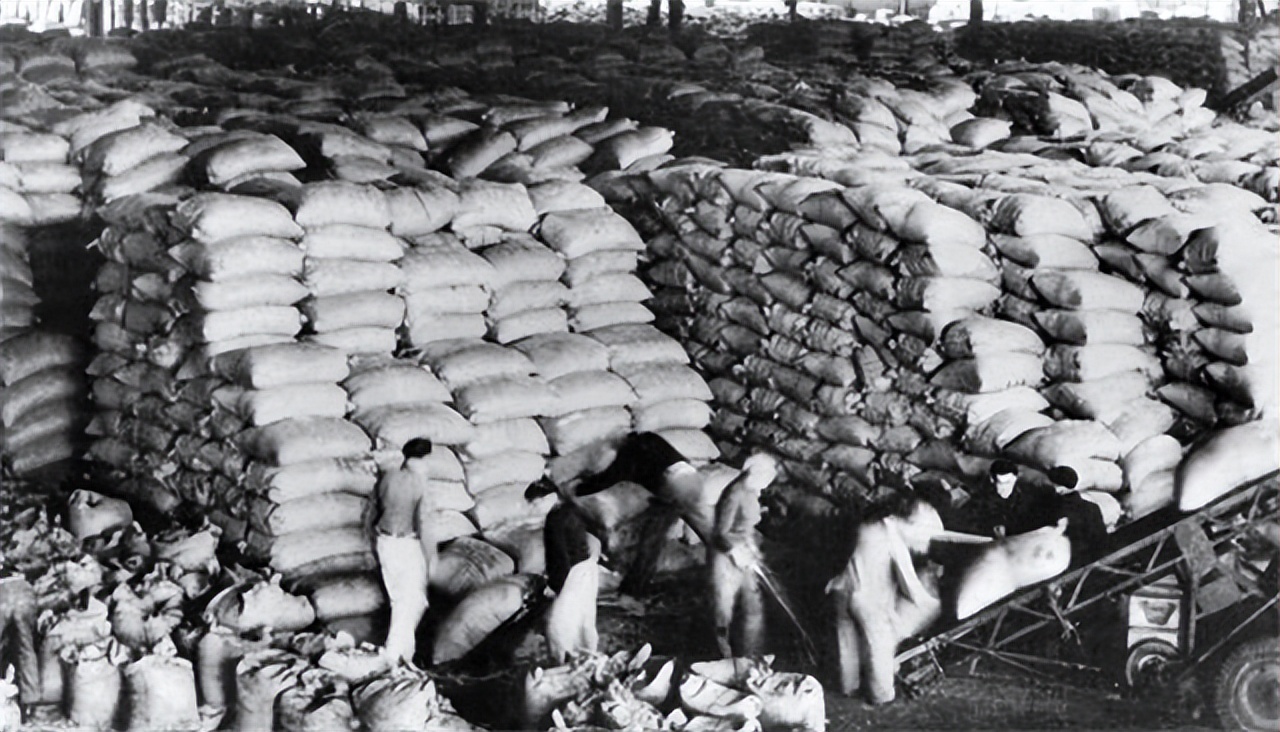 苏联74年，有个问题困扰每一代领导人，却被基辛格看透