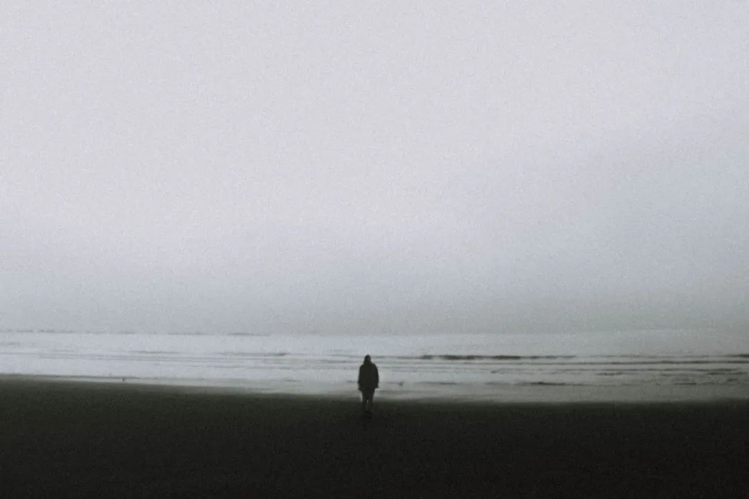 一名性侵幸存者的自白：童年那场“游戏”，成为我一生的噩梦