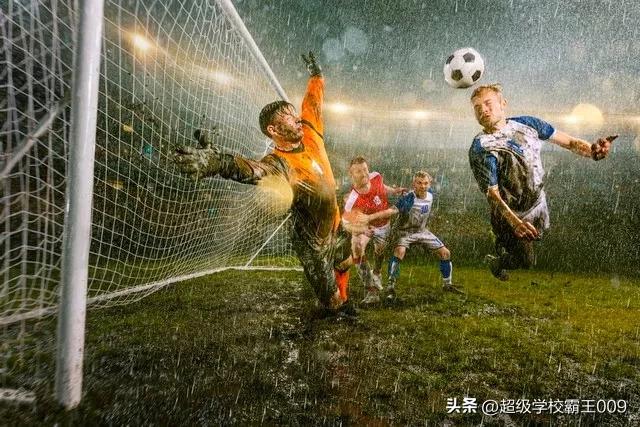 李铁接手国足期间归化球员的状态,李铁归化国足的条件