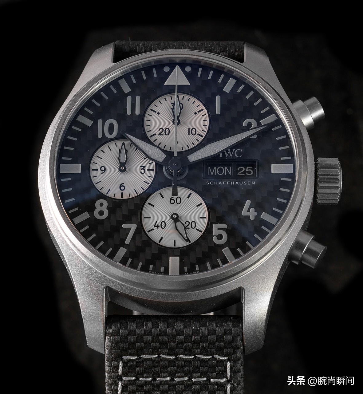 万国飞行员amg特别款,万国飞行员amg限量版能配正装吗