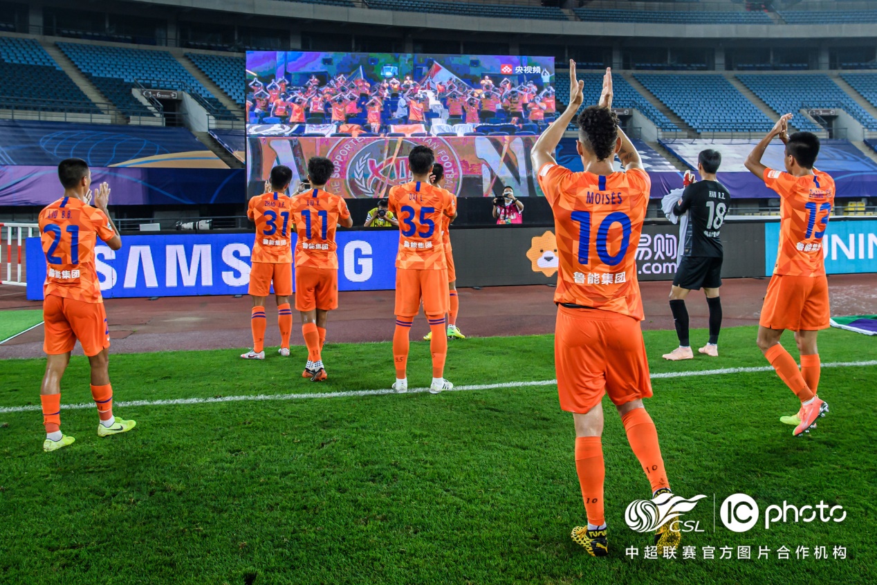 疫情下的迷惑：天下足球，差距竟这般多样，纵精彩，终有结束时