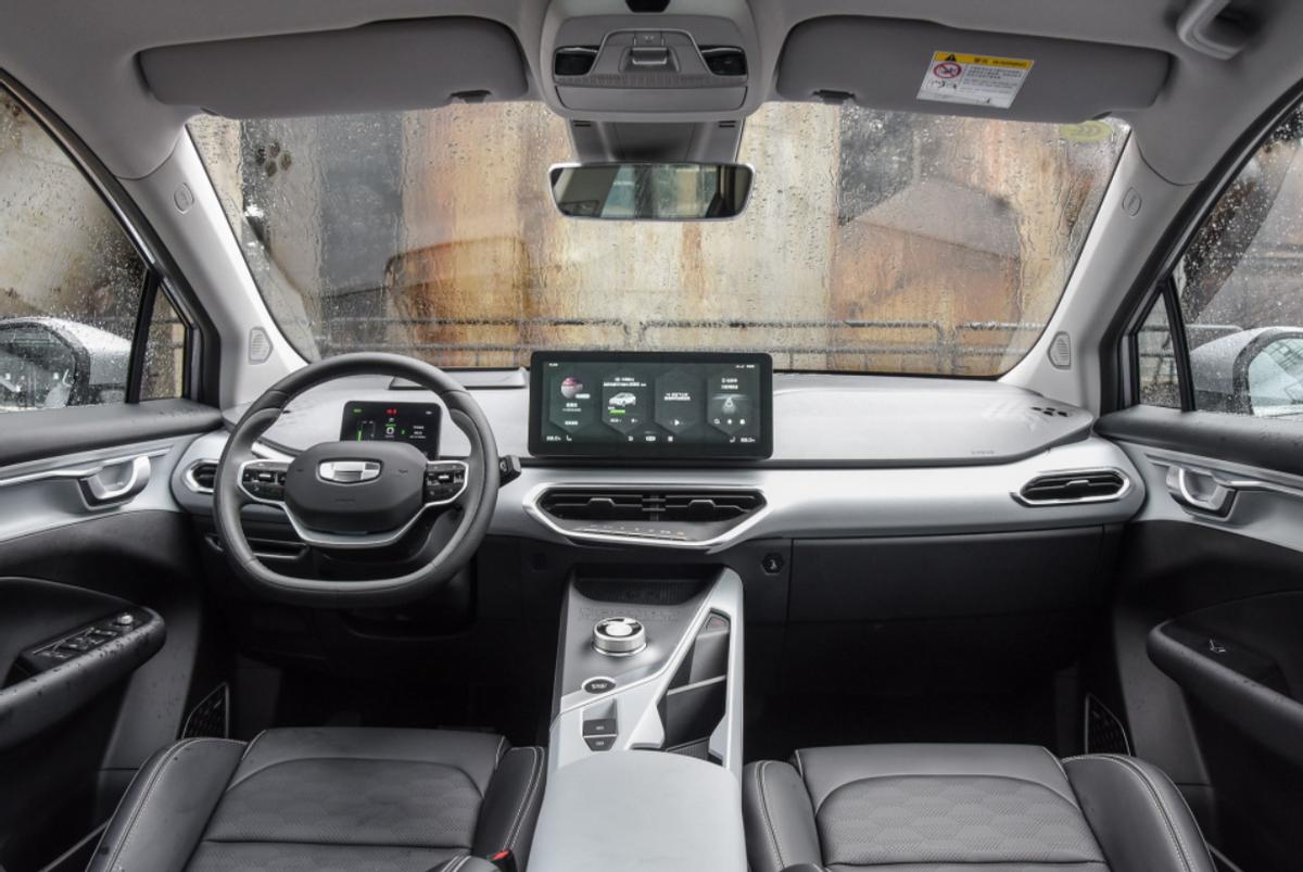 外观和性能最好几款新能源汽车,几万元的新能源空间大汽车推荐