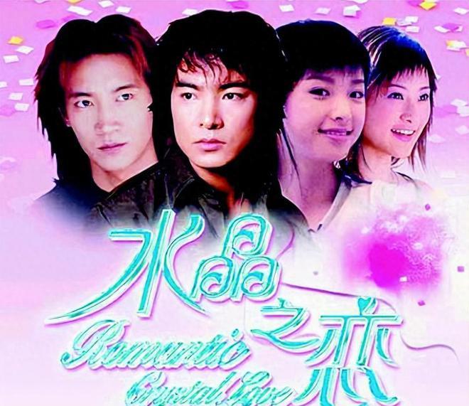 于波介绍自己的四合院,于波现在四合院内景