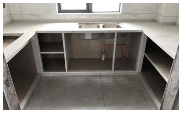 瓷砖夹橱柜的缺点,用瓷砖做橱柜耐不耐用