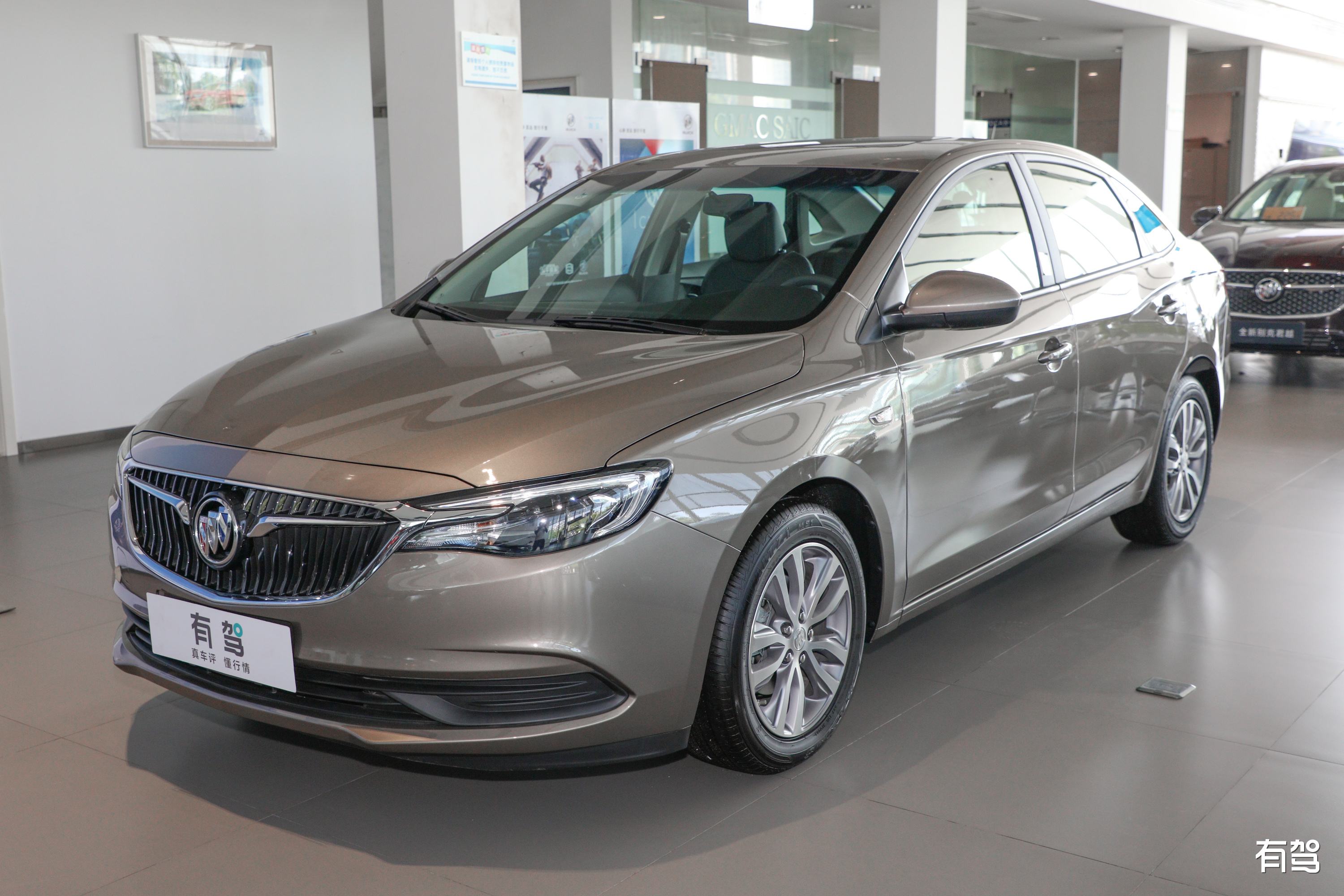 大众朗逸和别克英朗哪个比较好,别克英朗1.5l和朗逸的1.5l哪个好