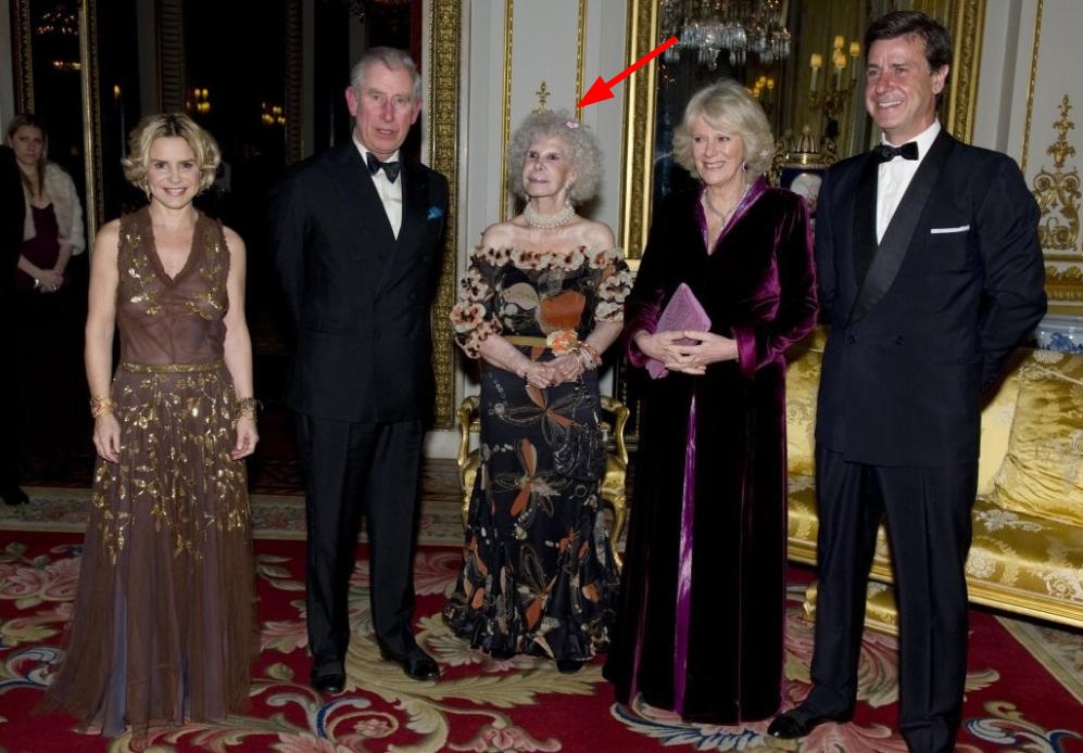 西班牙女公爵第三任丈夫,西班牙女公爵电影完整版