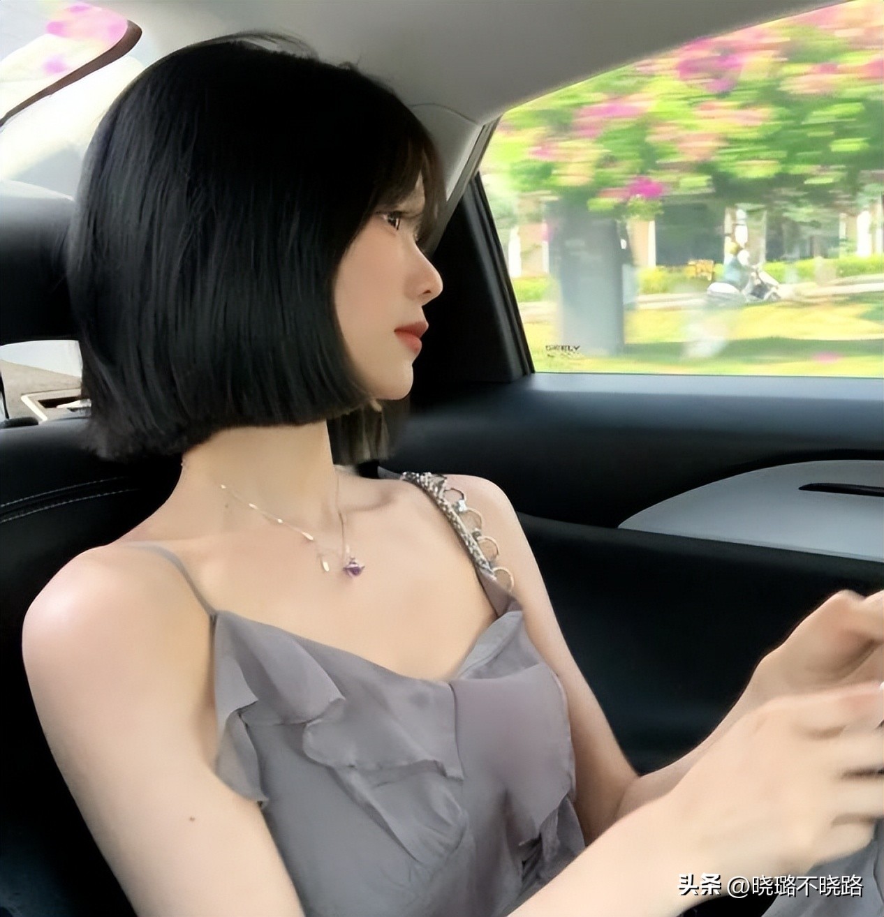 适合长脸圆脸的锁骨发造型,减龄锁骨发适合圆脸方脸长脸