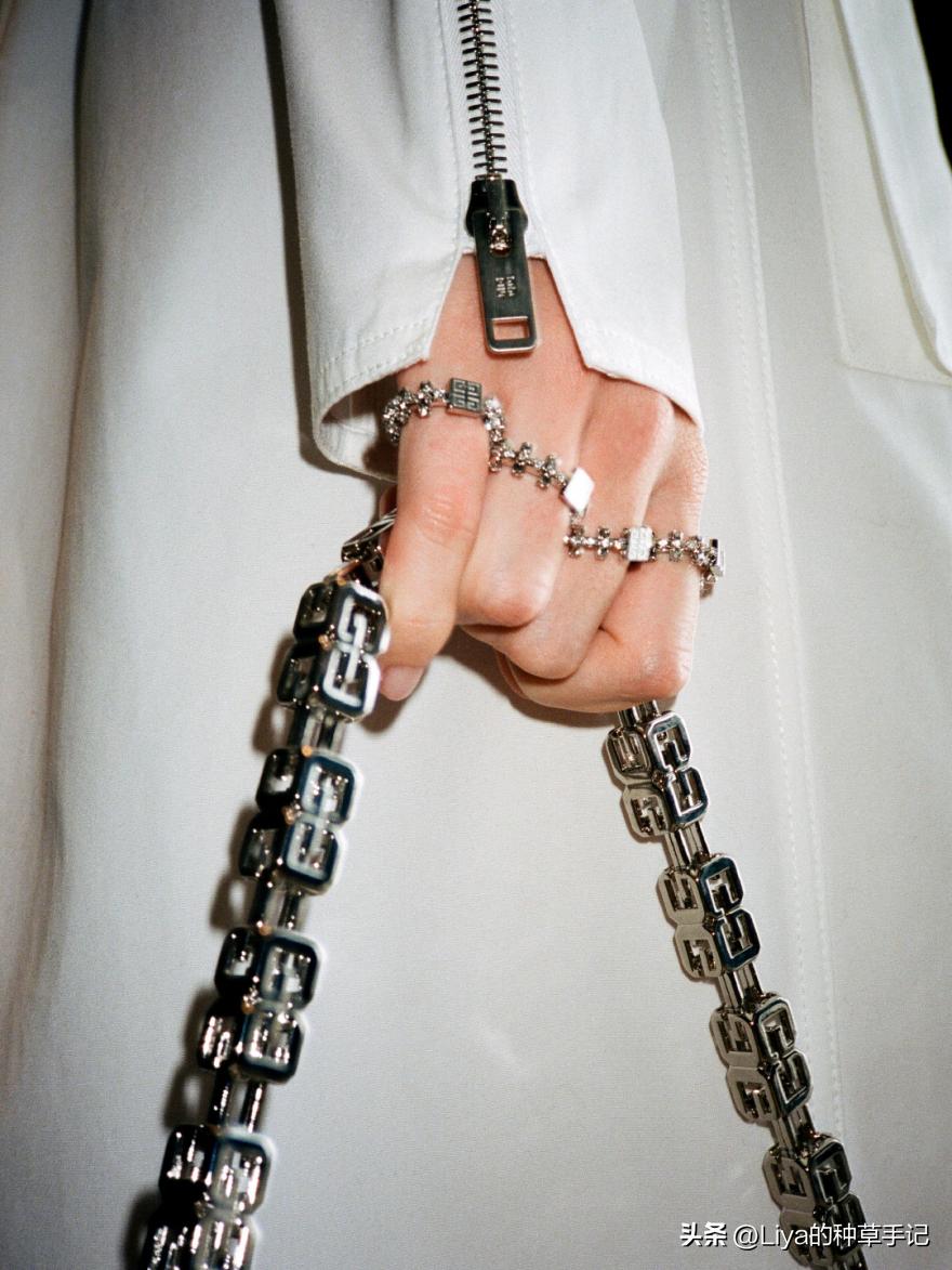 大包包推荐小众高级感轻奢,又休闲又时尚的大包包