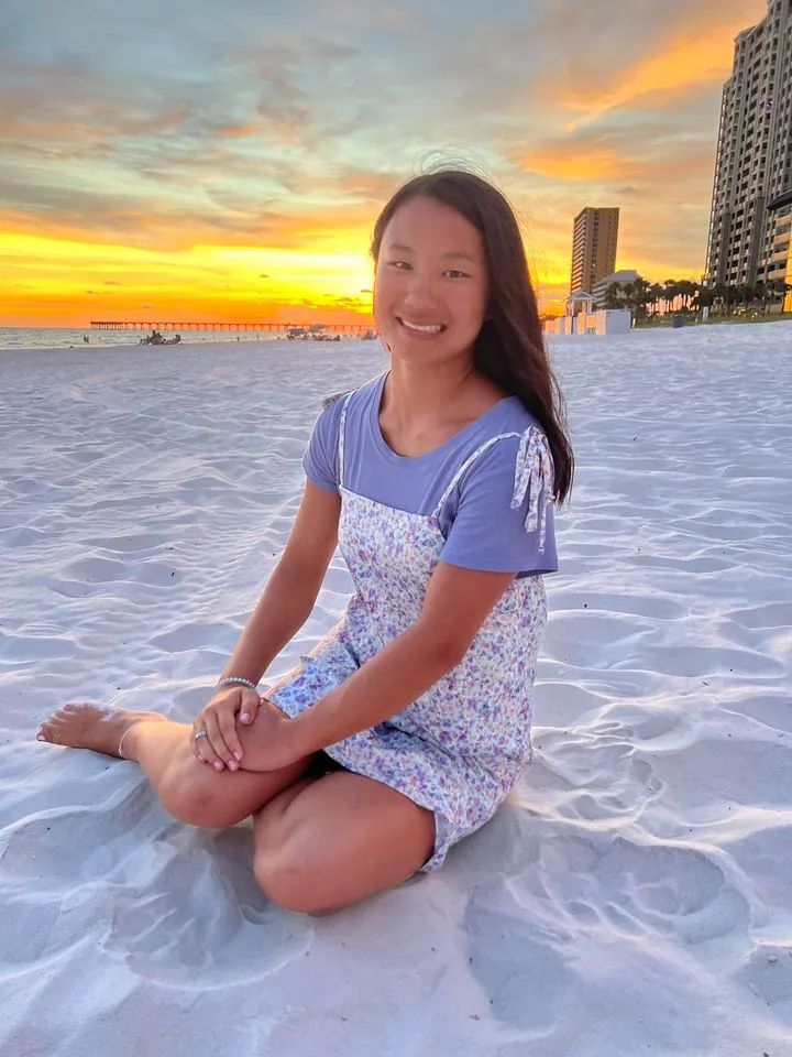 田州小镇近千人送别！来自中国的女孩，短暂却璀璨的一生