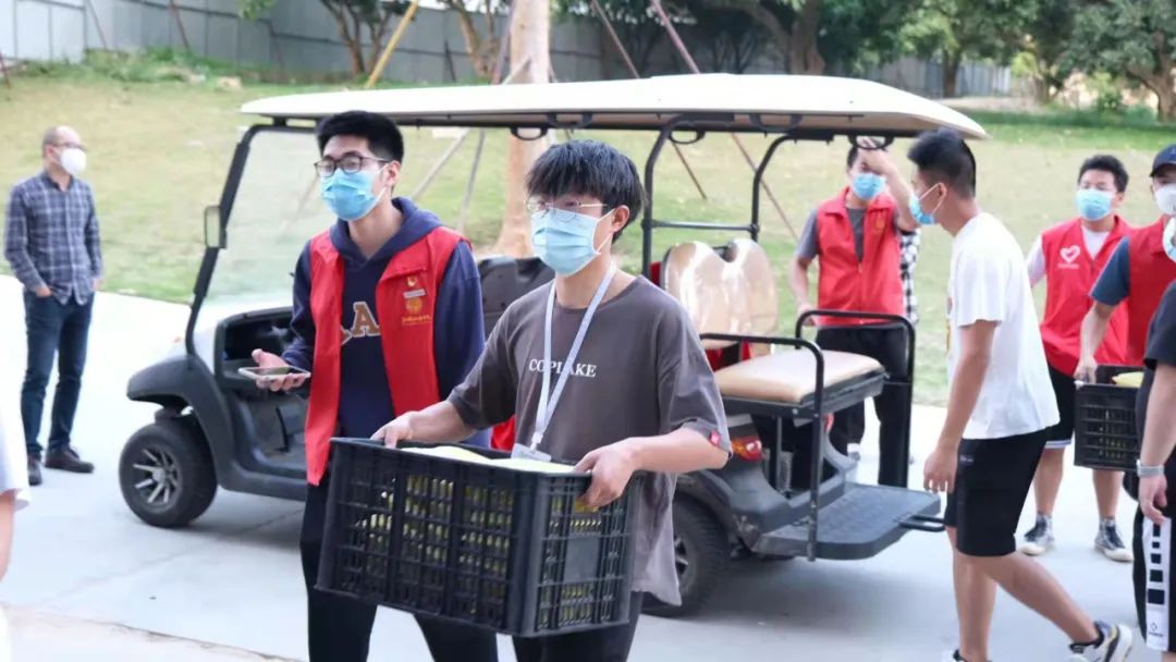 疫情大考彰显中国力量,疫情大考中坚定四个自信