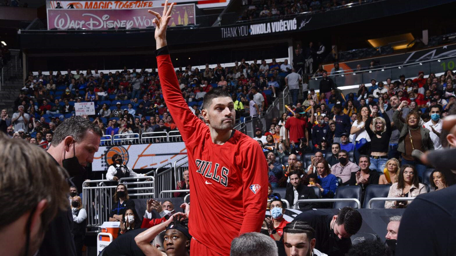 “武神”仅20场就露馅？2数据创新低，真不是三巨头不传球