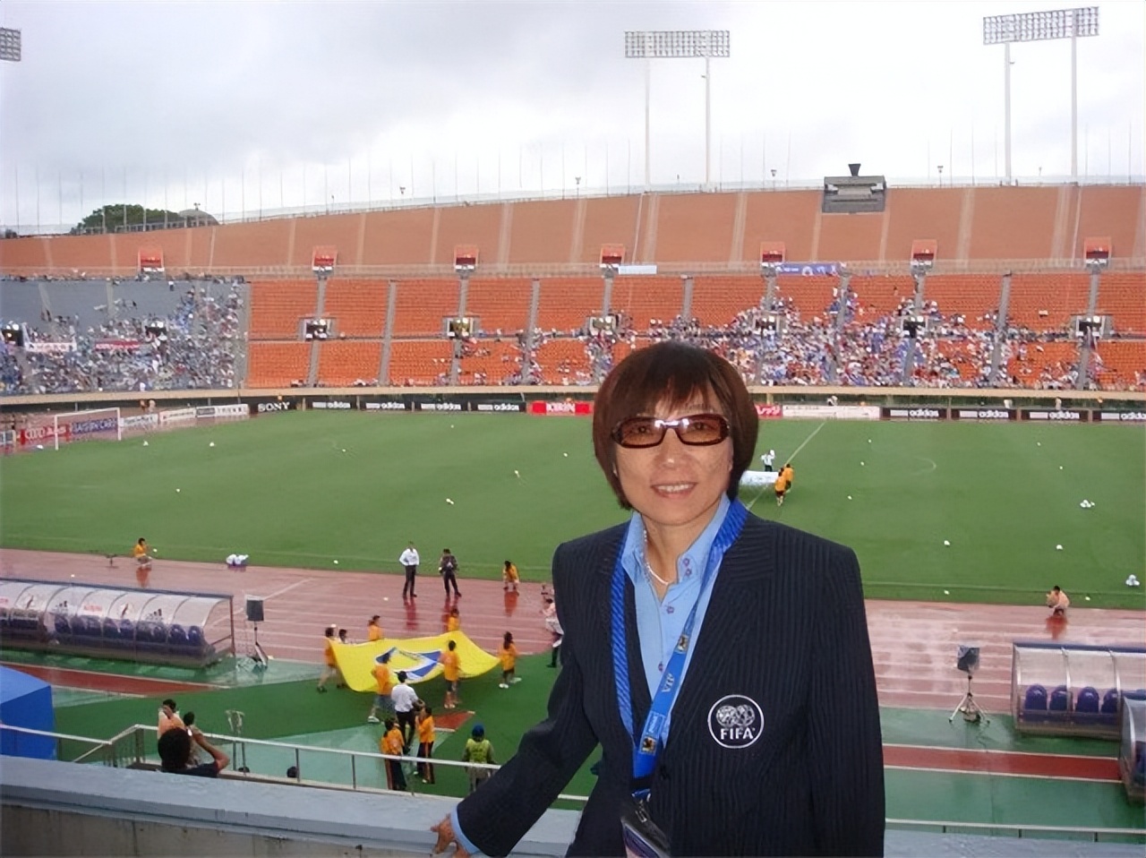 铿锵玫瑰孙雯：带伤书写女足辉煌，退役后担任中国足协副主席