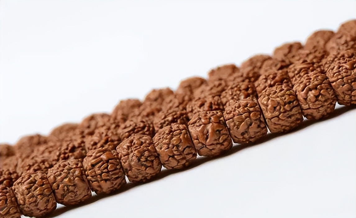 菩提金刚挂脖怎么玩上色快,金刚菩提上色包浆最快的方法