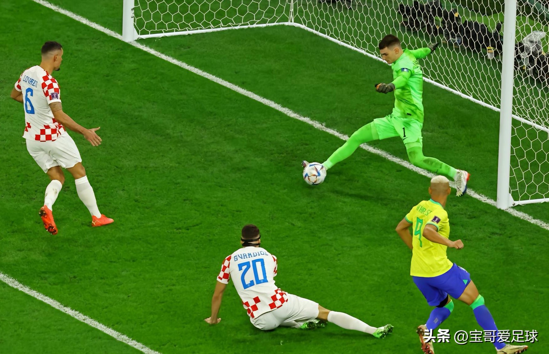 克罗地亚5-3巴西点球大战莫德里奇,五星巴西被淘汰出局