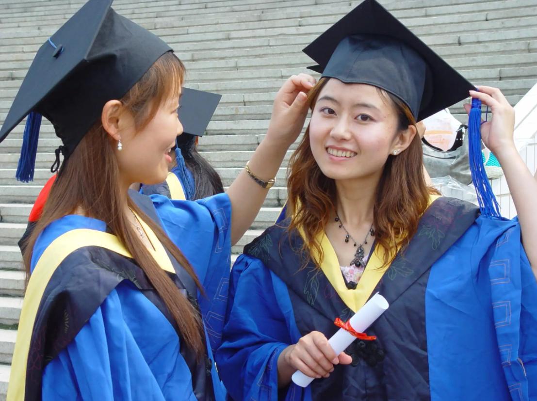 专升本的本科和四年制本科一样吗,3+2专升本和本科毕业区别是什么