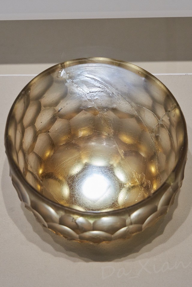 异彩纷呈：古代东西文明交流中的玻璃艺术之三（4）