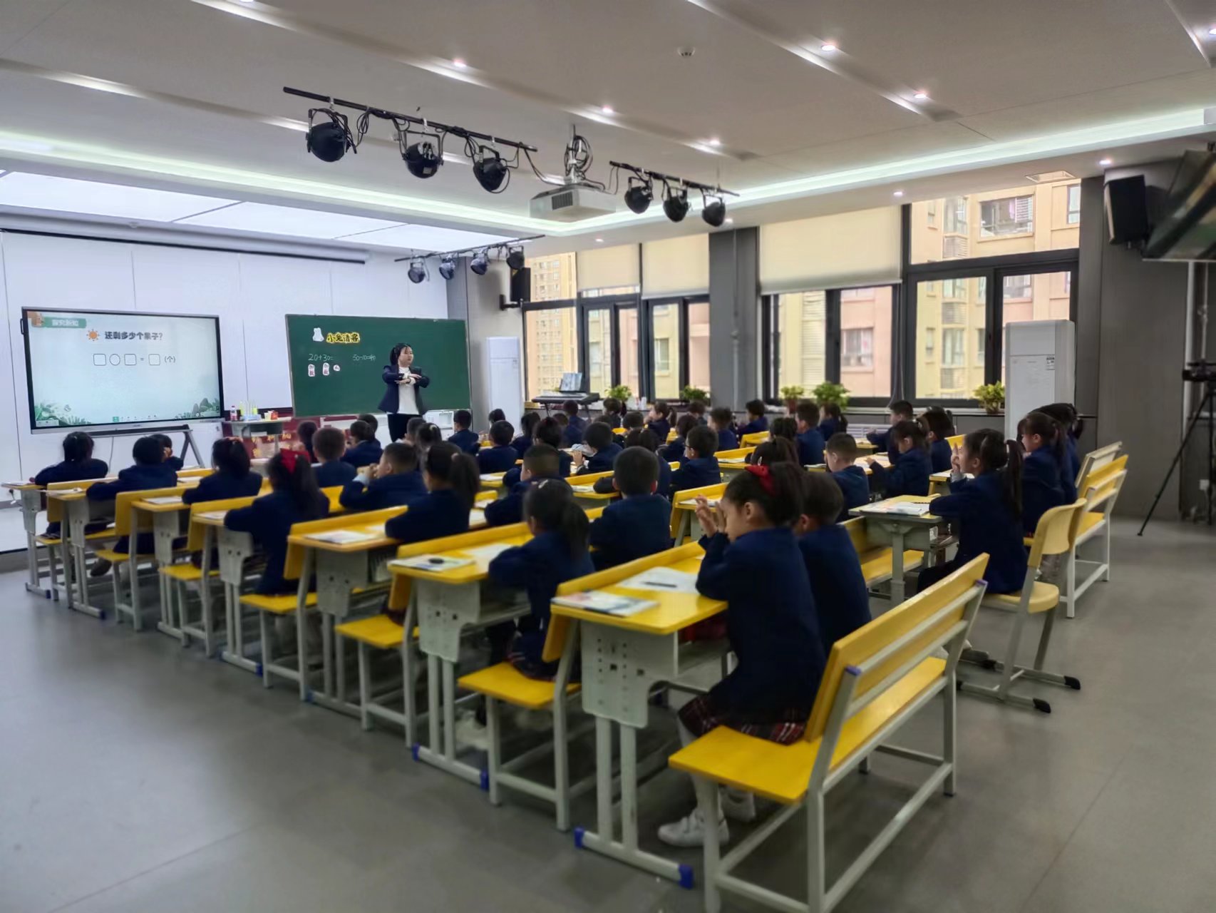 家校携手同心为孩子成长助力,家校携手助力引领孩子共创佳绩