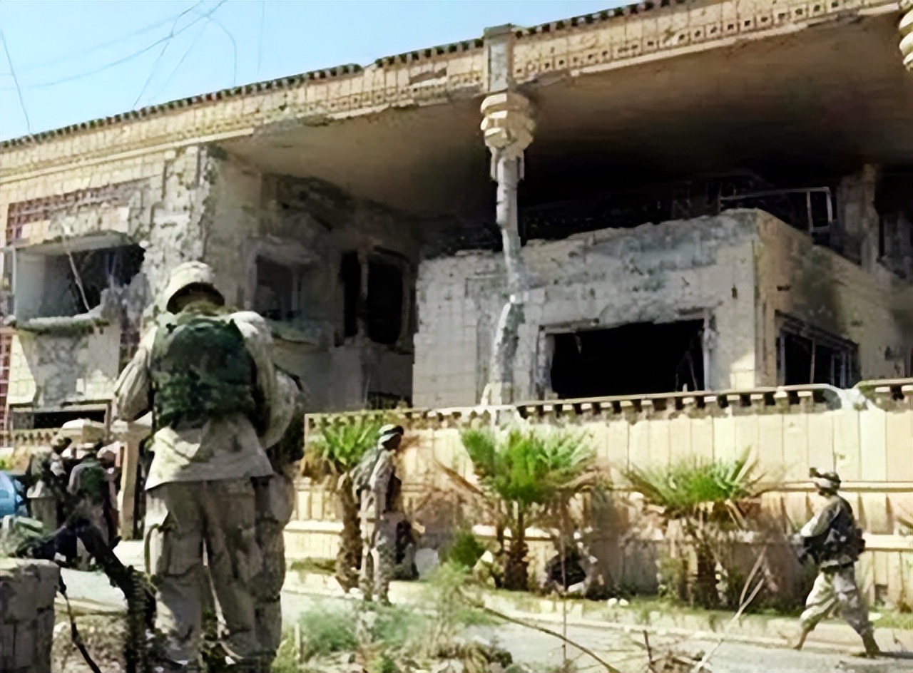 美军冲进萨达姆办公室，发现两件“中国造”，分别来自上海和台湾