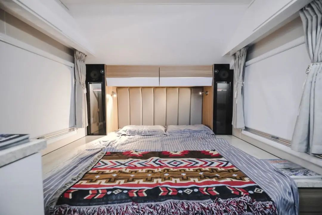 越野式的拖挂房车,适合旅居的越野拖挂房车