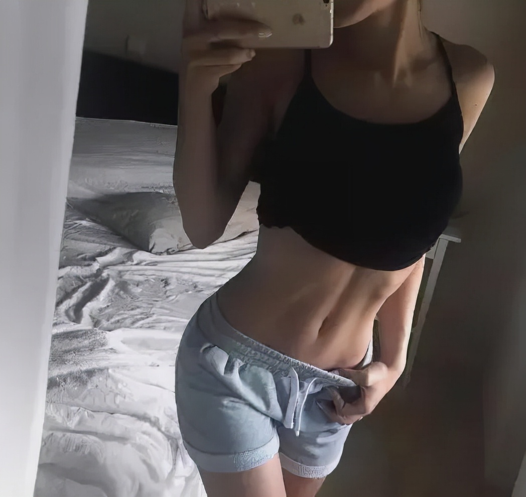 马甲线是a4腰有的吗,马甲线其实很好看