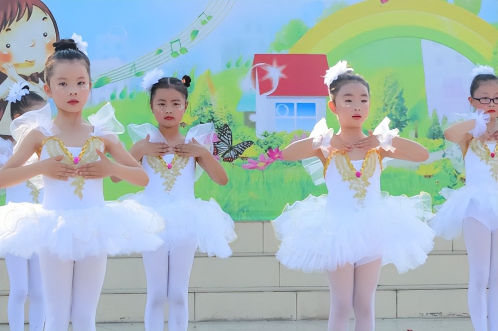 吴家园小学红领巾爱祖国活动,童心向党颂祖国主题系列活动