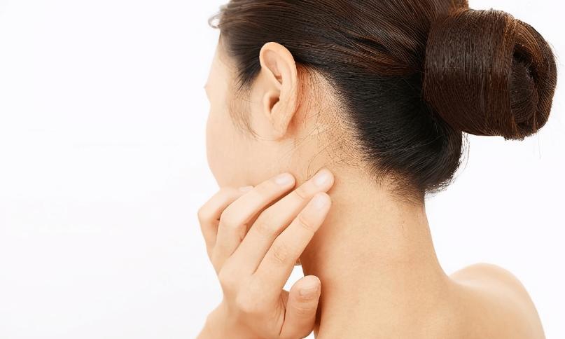 洗澡时毛发掉怎么回事,洗澡的时候老是掉头发怎么办