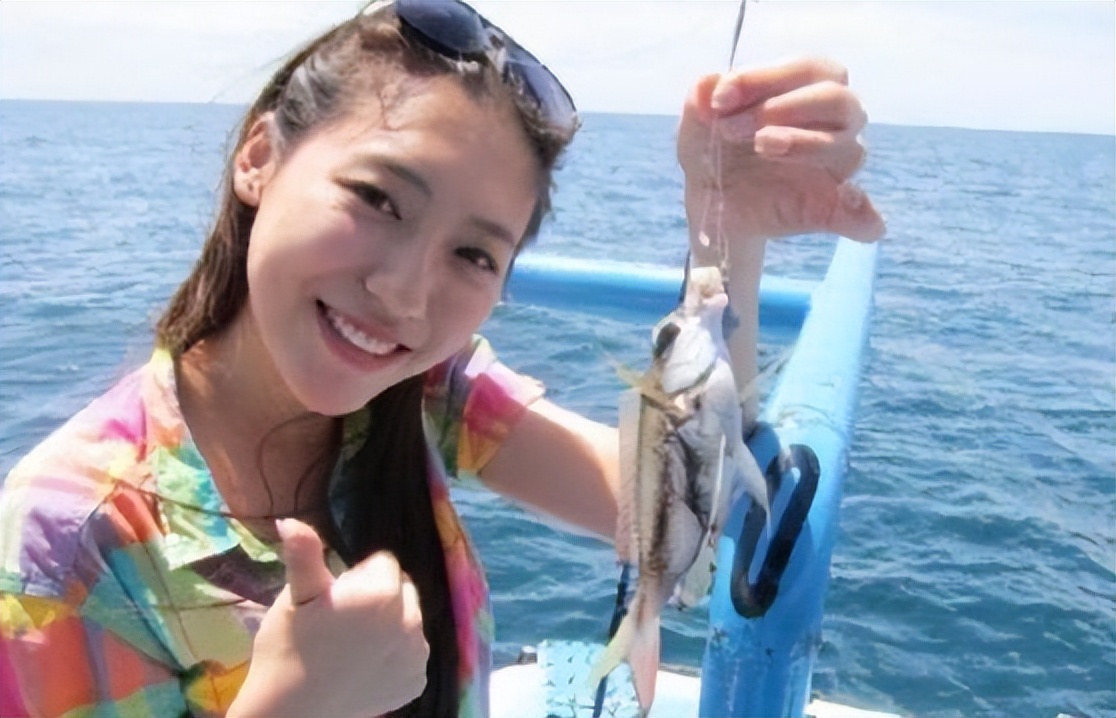 cba太太团抢戏颜值耐打,cba惊艳美女