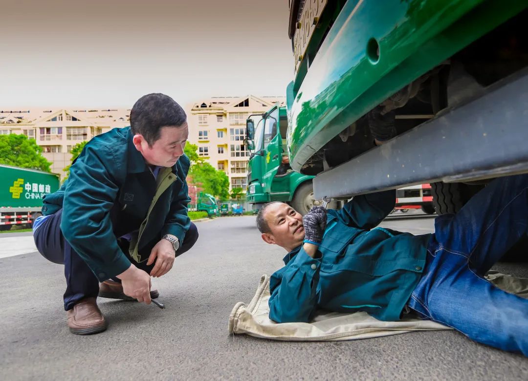 下雨天不想上班找什么理由,下雨天不上班的工作