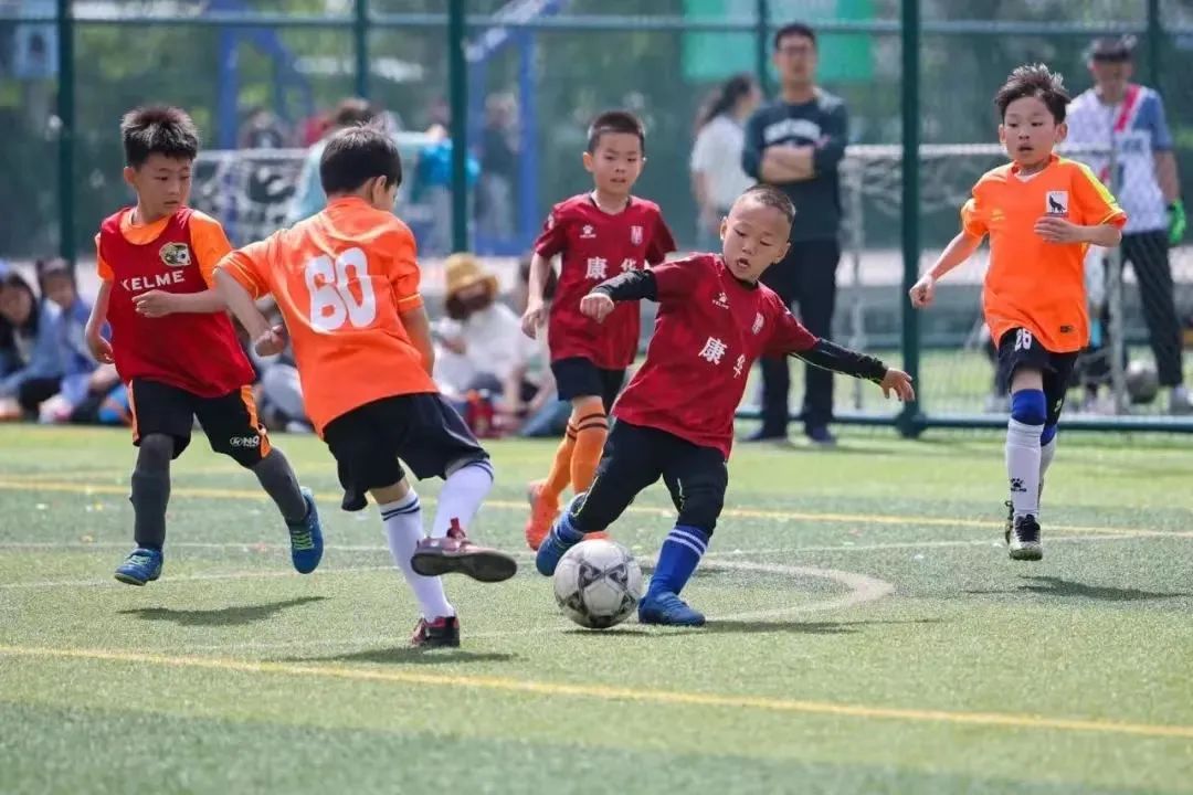 足球热闹,山西热闹非凡