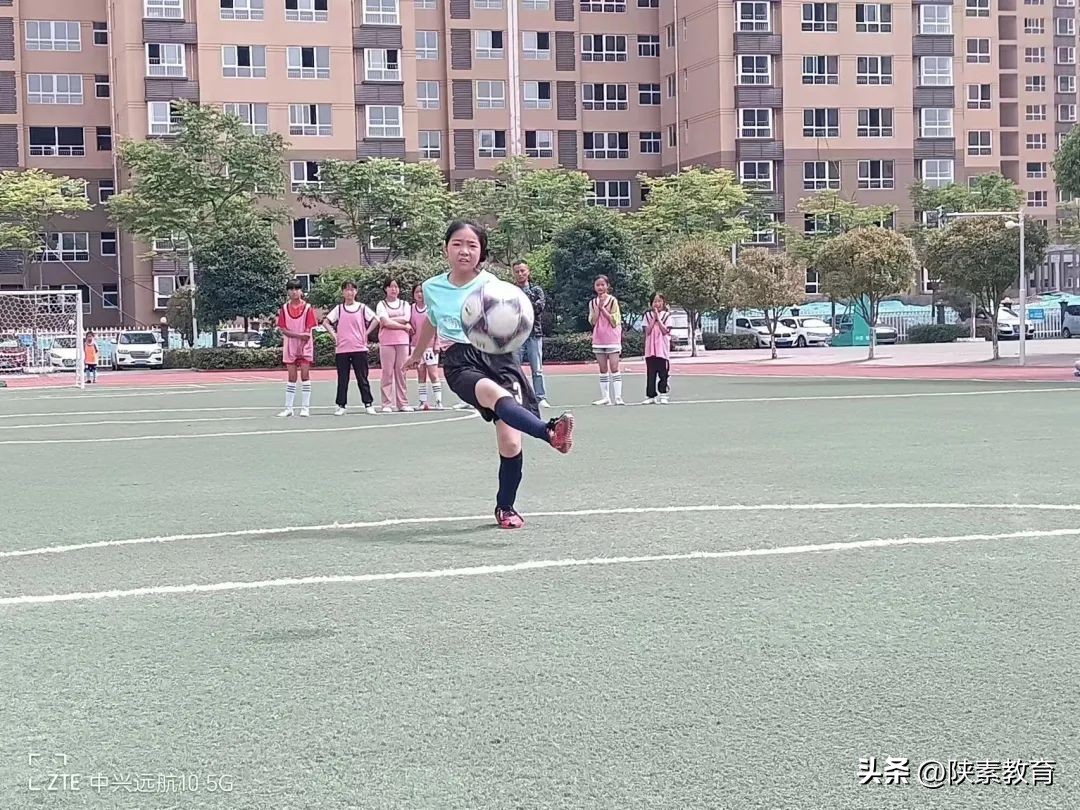 安康汉滨区红旗小学足球比赛,安康汉滨五里小学足球队