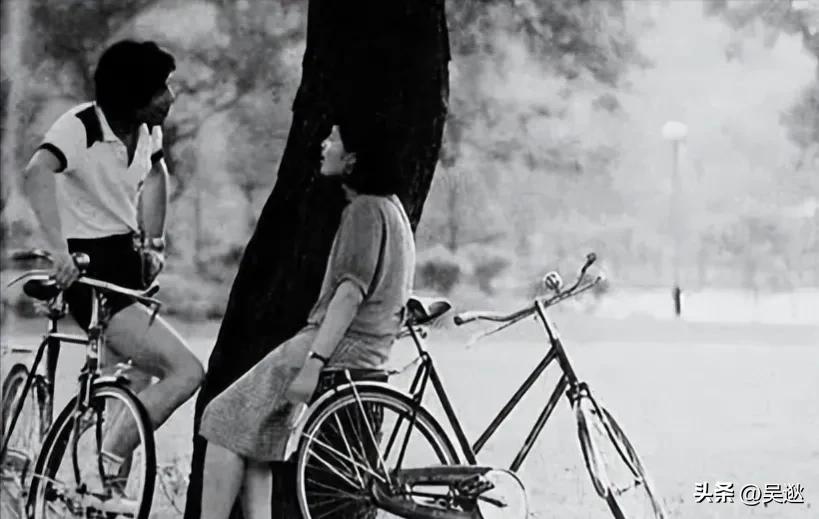 70年代一辆凤凰牌自行车,凤凰牌旧自行车值多少钱一辆