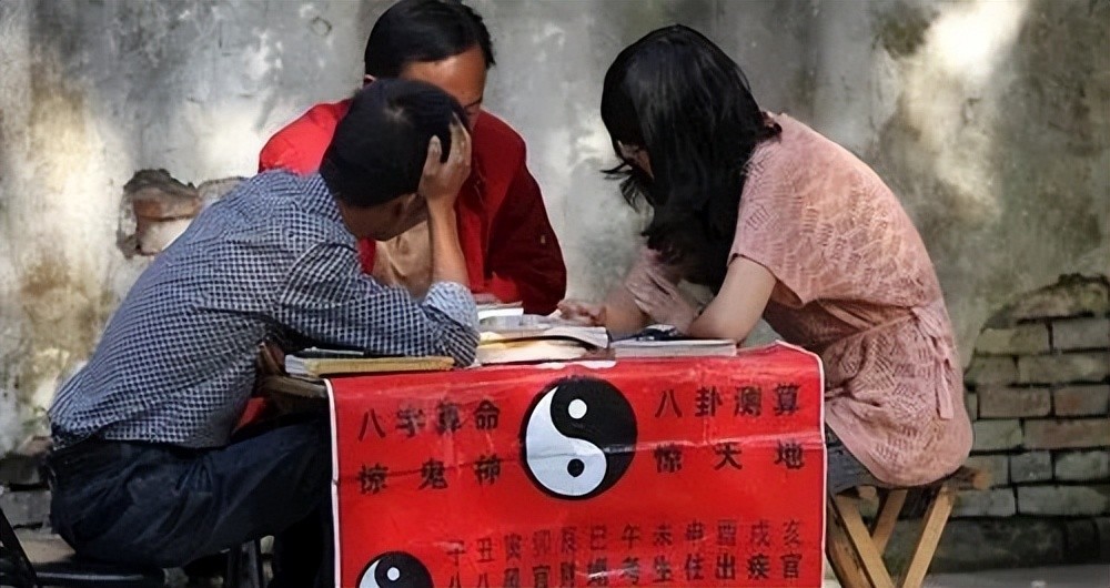 女子凭空消失算命先生一句话破案,浙江女子离奇消失十四年