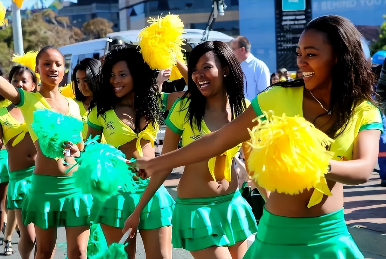 世界杯最牛的啦啦队,世界杯哪个国家的啦啦队最漂亮