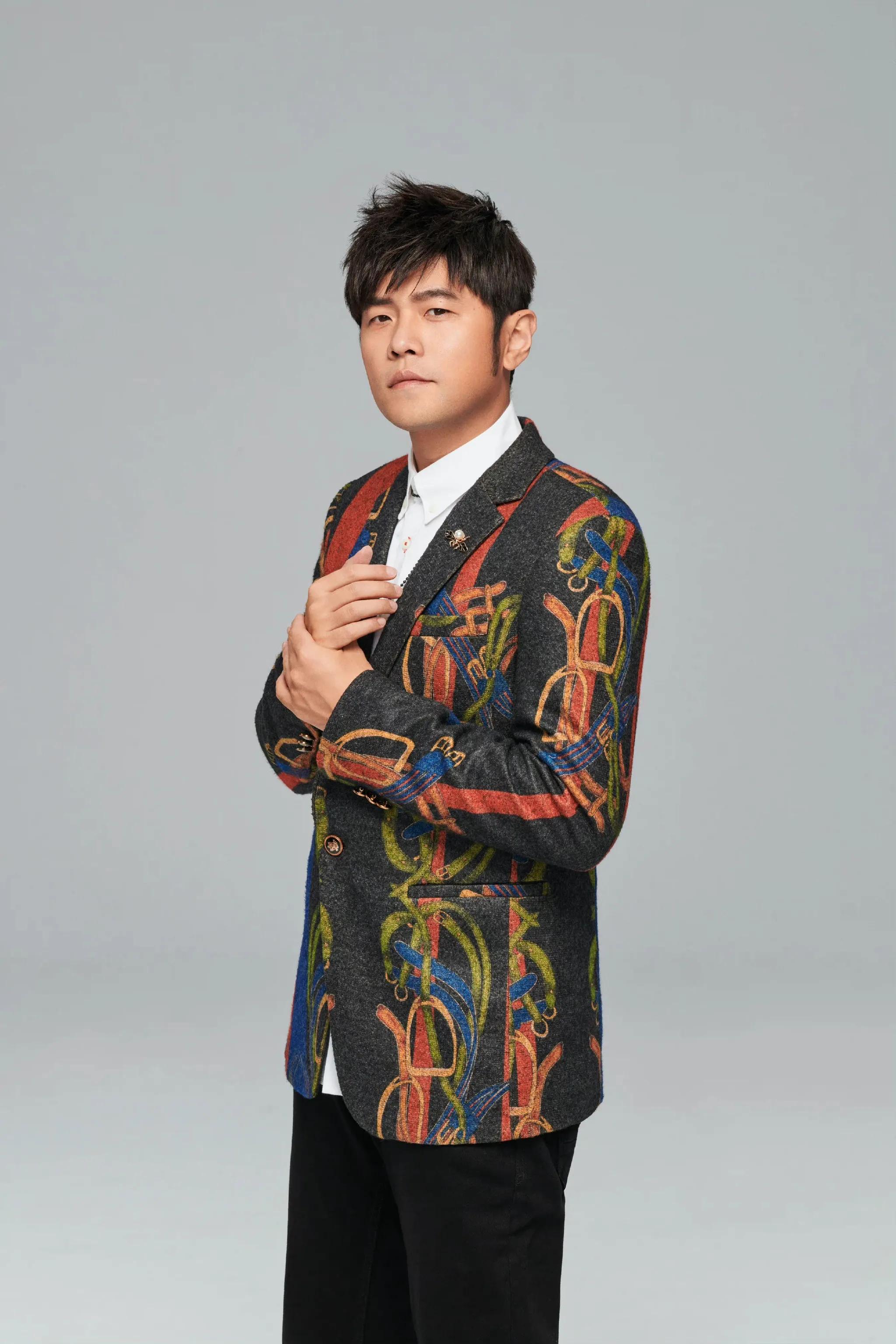 各前辈评价华晨宇,如何评价华晨宇的歌曲