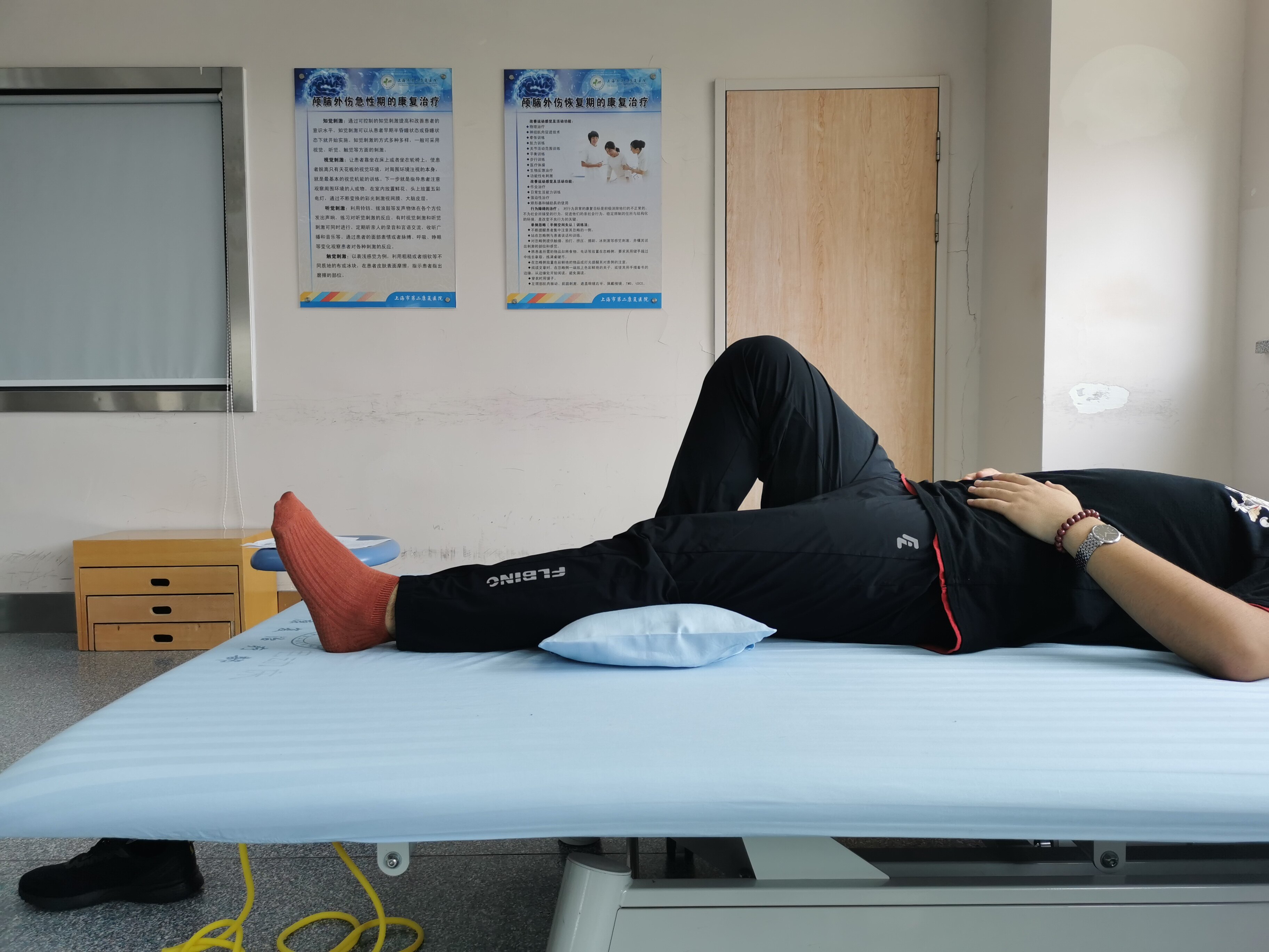 股骨颈骨折矫正仪器,骨科机器人好用吗