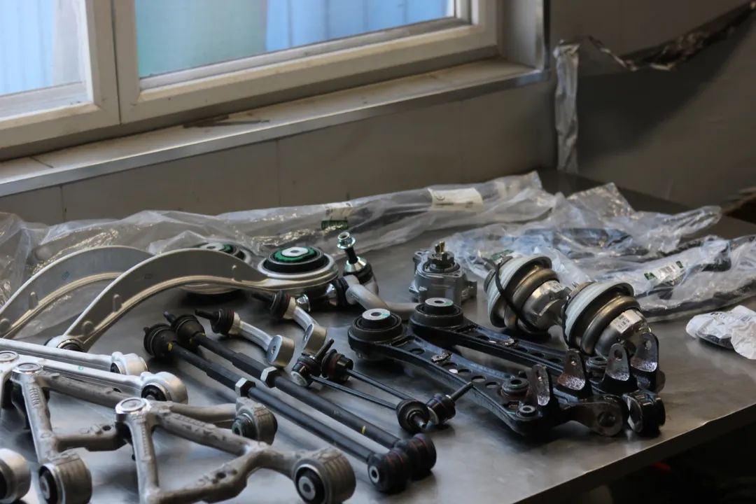 捷豹xjl内饰翻新出售价格,捷豹xjl汽车翻新改造全过程