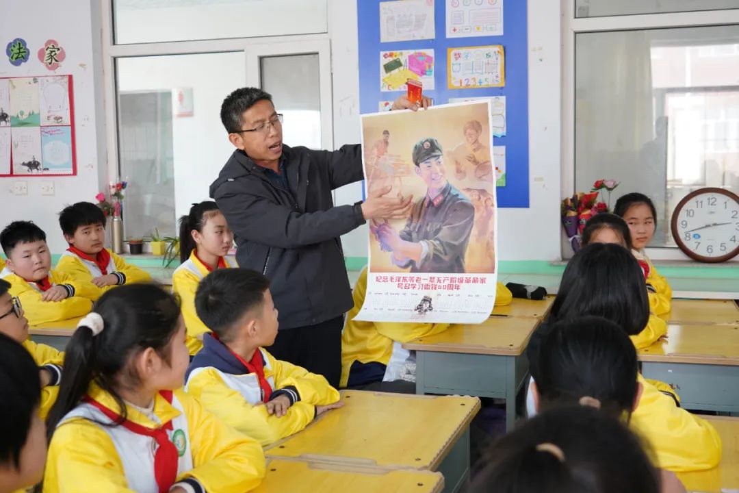 学雷锋，邢台市教育系统在行动