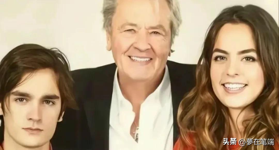 阿兰德龙和莫妮卡贝鲁奇广告,阿兰德龙和莫妮卡贝鲁奇什么关系