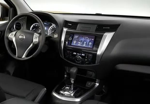 帕拉丁2.4和普拉多2700,帕拉丁2023款混动最新落地价