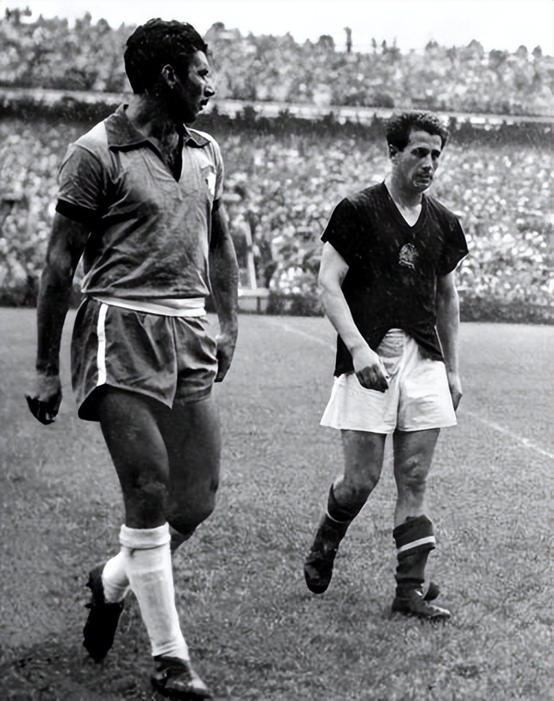 足球场上十大不可思议的红牌,足球犯规冷知识