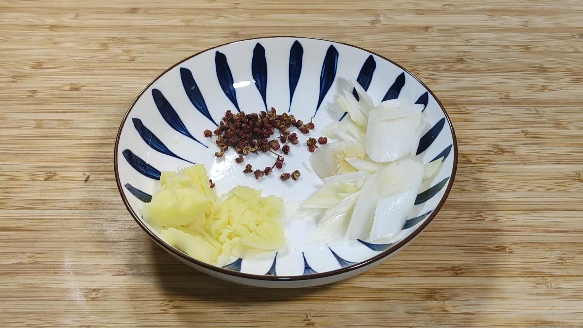 炸丸子不要水的方法,炸丸子不要鸡蛋的做法