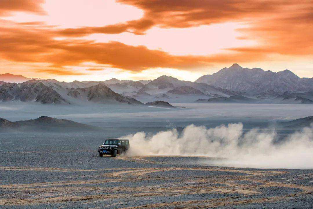 最美川藏公路自驾,国内自驾最美10条天路