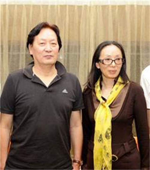 东北女富豪戴秀丽现状,黑龙江首富戴秀丽和她的丈夫